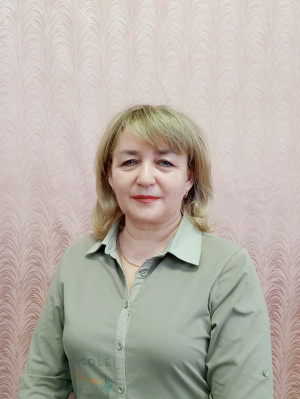 Заместитель заведующего по административно-хозяйственной работе Девяткина Валентина Васильевна Заместитель заведующего по административно-хозяйственной работе Девяткина Валентина Васильевна